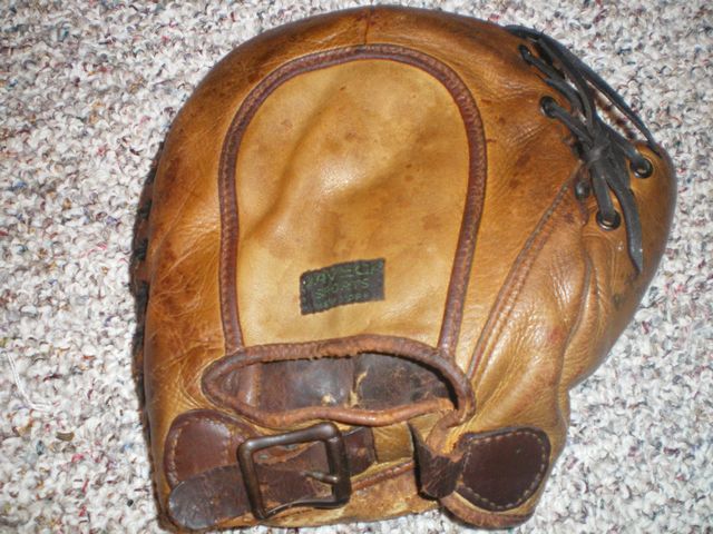 Lefty Grimm Davega Back